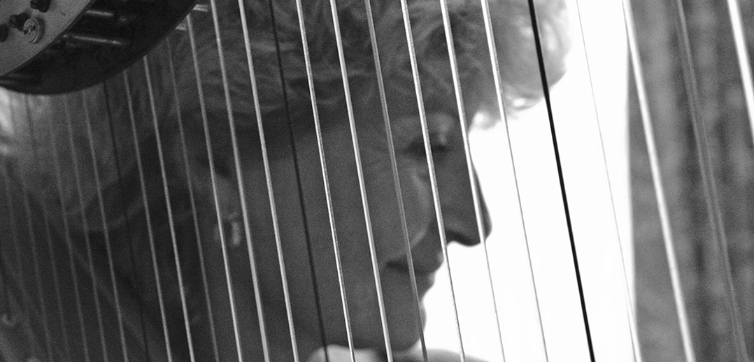 A Laskine Legacy Harp Column