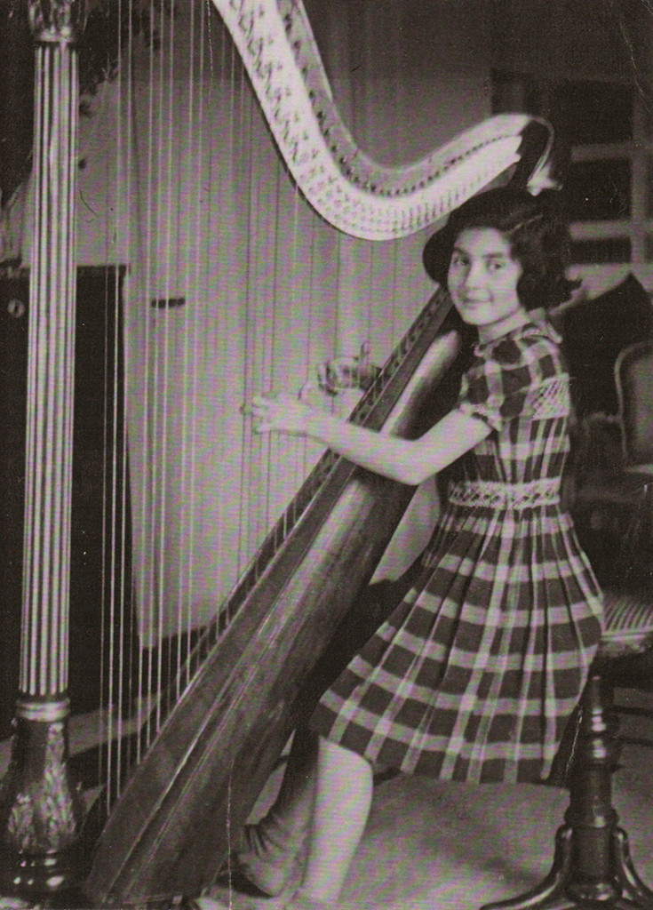 A Laskine Legacy Harp Column