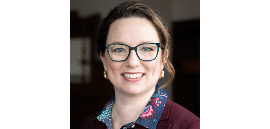 Anna_Cooney_pc_Chelsea_Ellis Headshot of Anna Cooney wearing a collared shirt and blazer